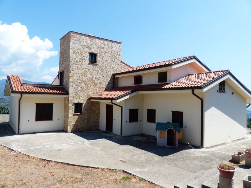 Prodaja obiteljske kuće